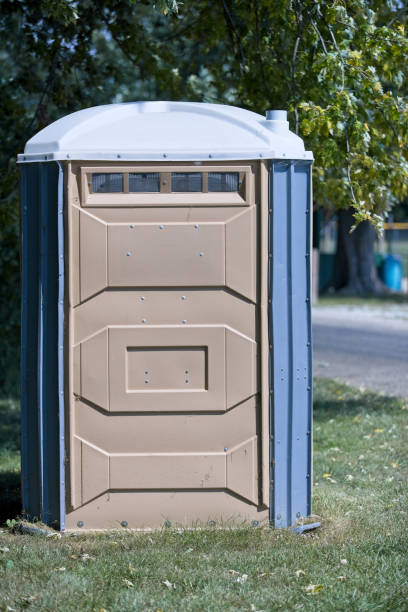 Best Portable toilet rental cost  in Milton, FL